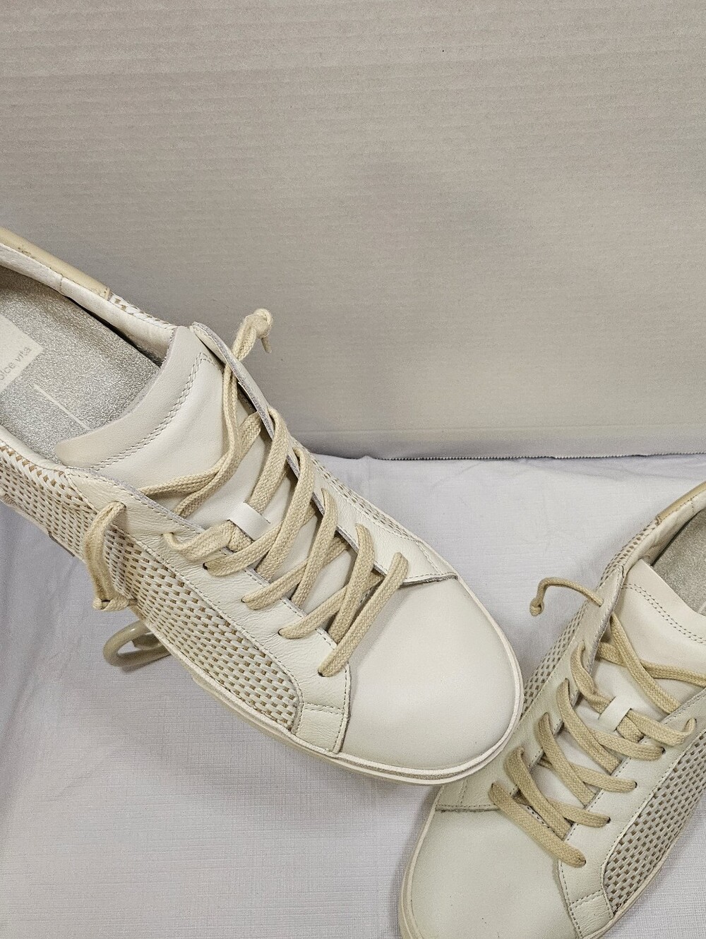 Dolce Vita Mens Cream Slip On Sneakers with Beige Accents